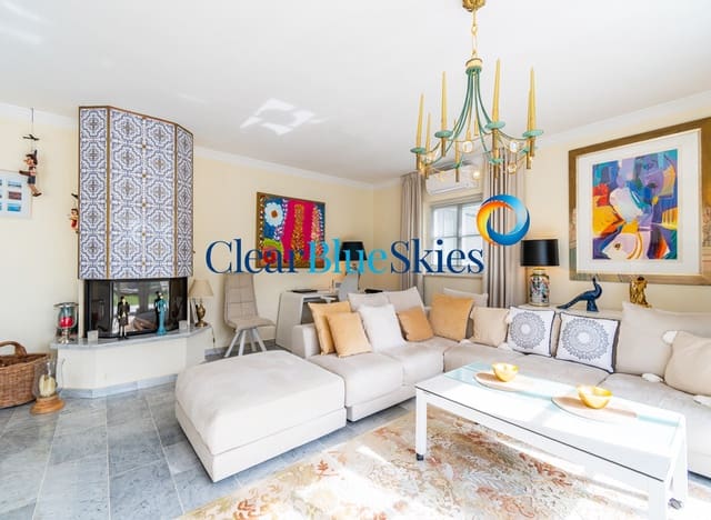 3 sypialnia Willa na sprzedaż w Chayofa, Arona z basenem garażem - 1 150 000 € (Ref: 9547224)