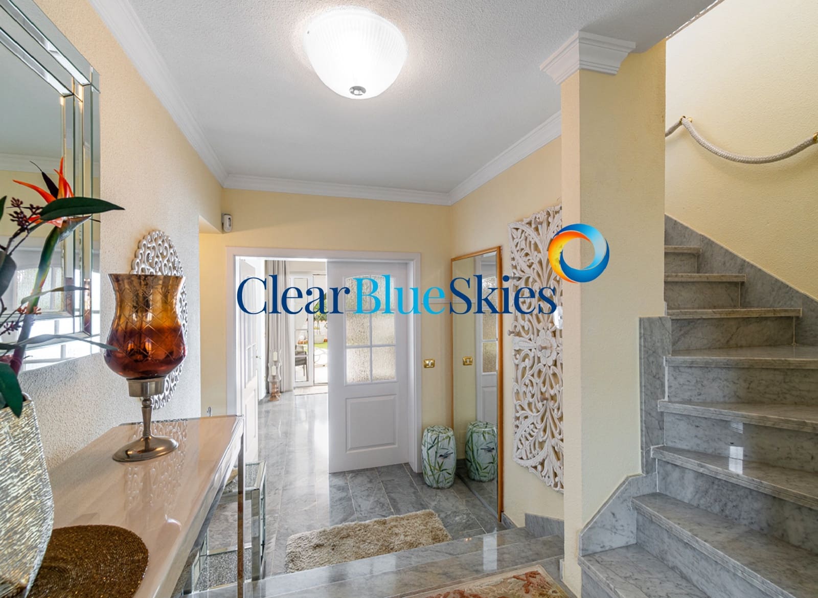 3 sypialnia Willa na sprzedaż w Chayofa z basenem garażem - 1 150 000 € (Ref: 9547224)