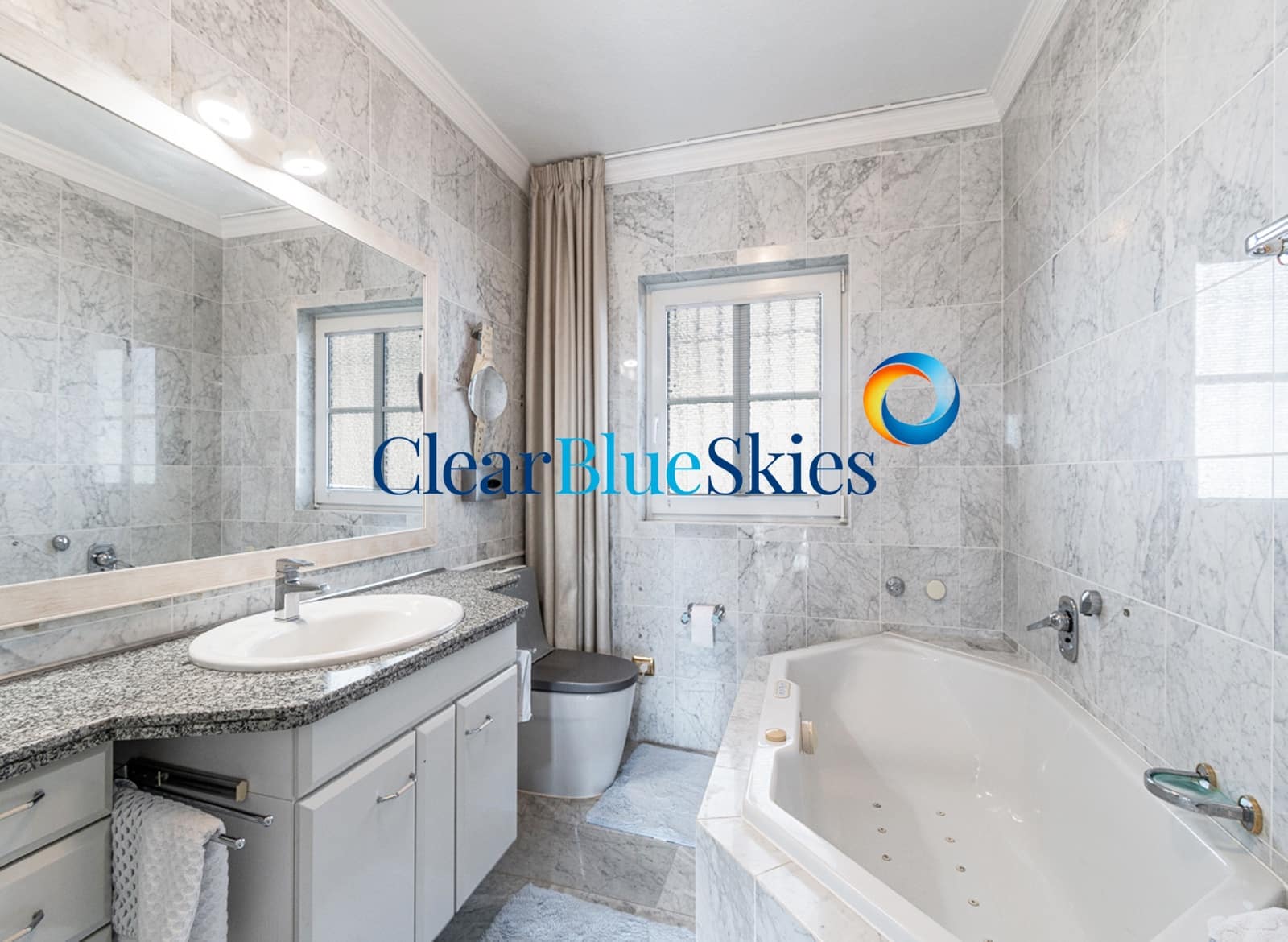 3 sypialnia Willa na sprzedaż w Chayofa z basenem garażem - 1 150 000 € (Ref: 9547224)