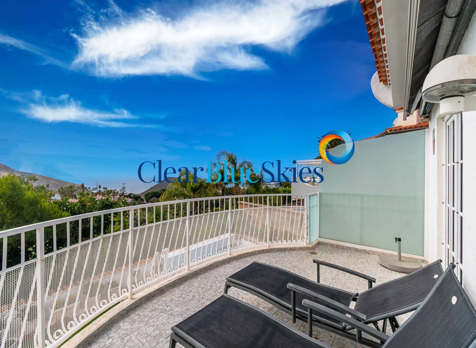 3 sypialnia Willa na sprzedaż w Chayofa z basenem garażem - 1 150 000 € (Ref: 9547224)