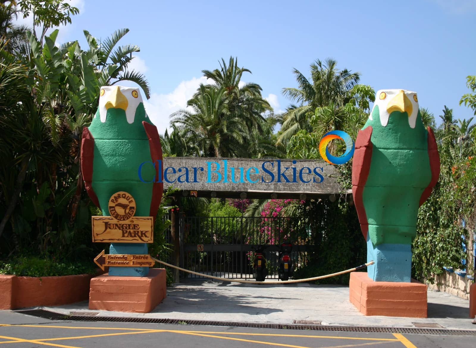 3 sypialnia Willa na sprzedaż w Chayofa z basenem garażem - 1 150 000 € (Ref: 9547224)