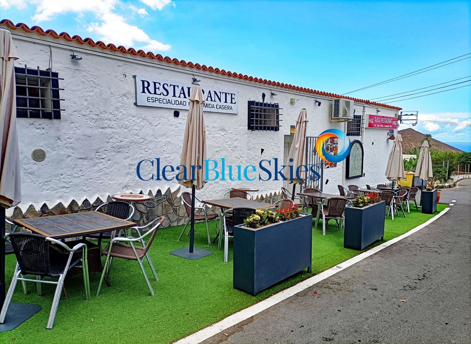 3 sypialnia Willa na sprzedaż w Chayofa z basenem garażem - 1 150 000 € (Ref: 9547224)