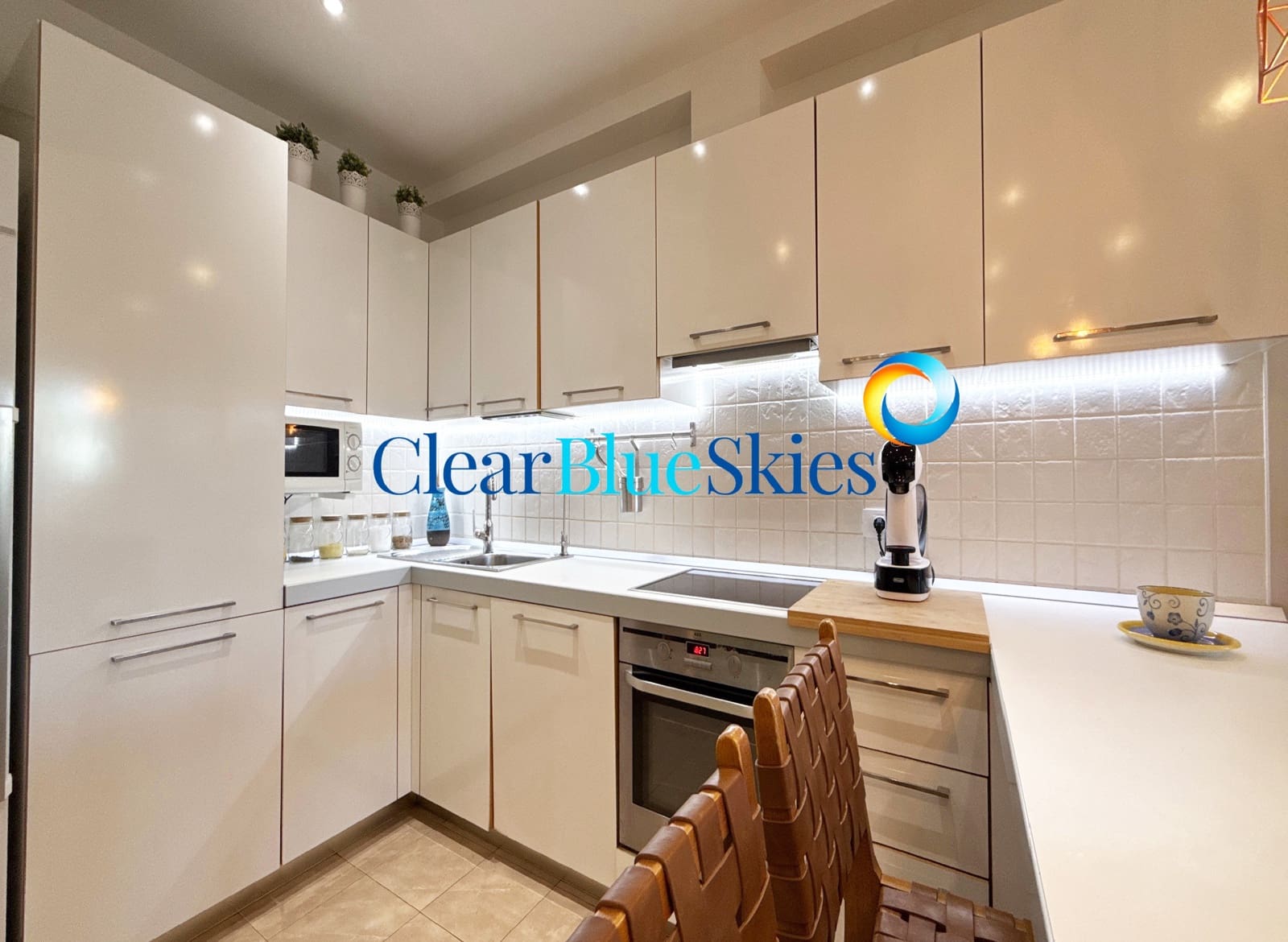 2 soveværelse Byhus til salg i Palm-Mar med garage - € 549.000 (Ref: 9569638)