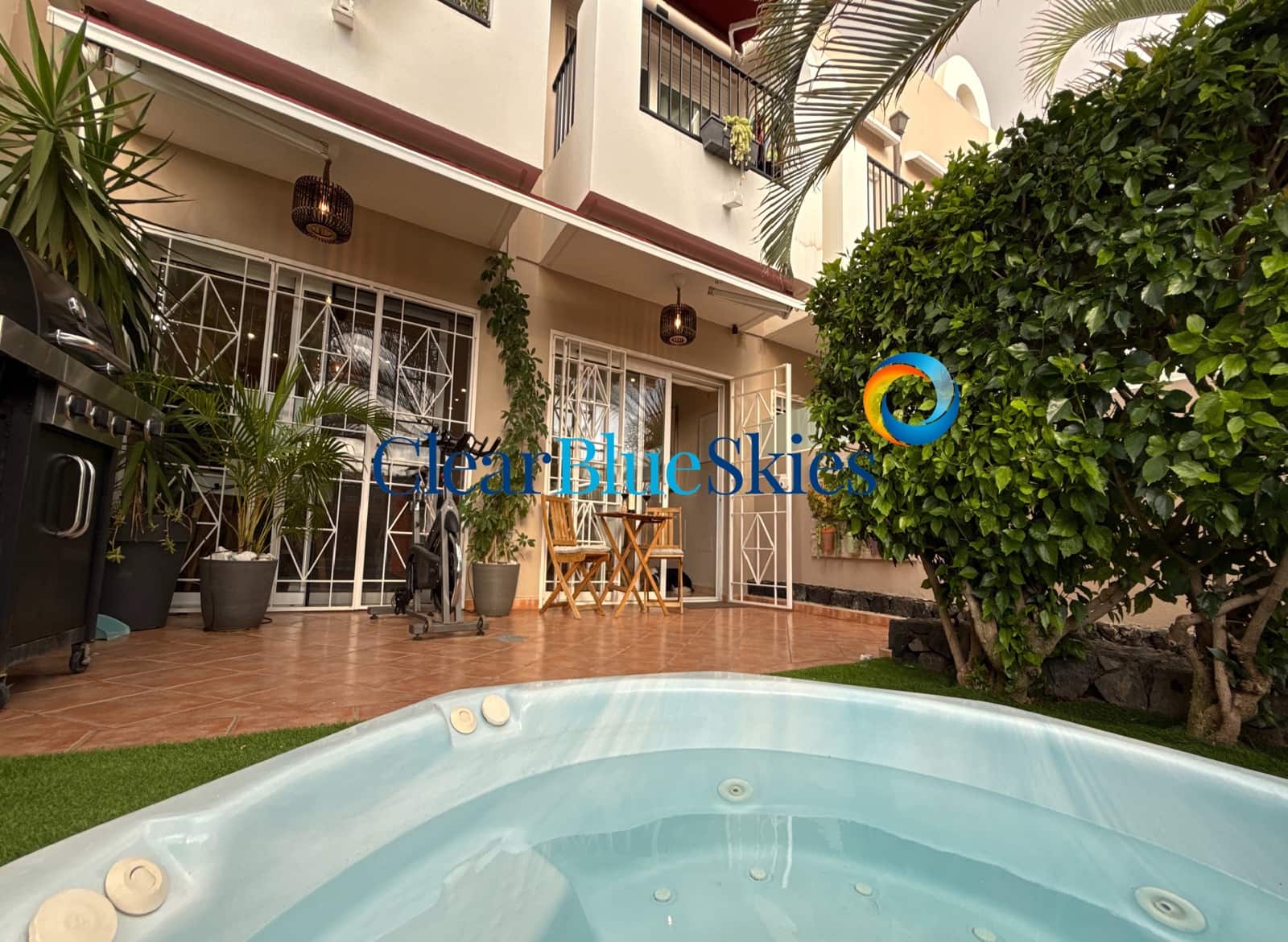 2 soveværelse Byhus til salg i Palm-Mar med garage - € 549.000 (Ref: 9569638)