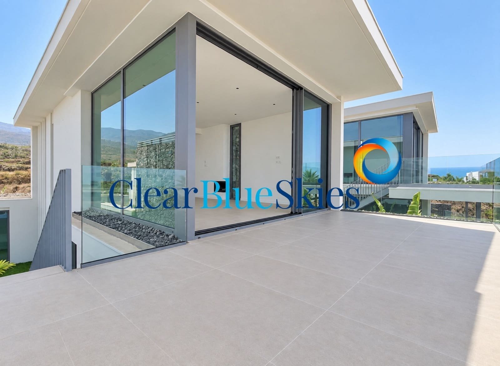 3 bedroom Villa for sale in Guia de Isora with pool garage - € 1,735,000 (Ref: 9610309)