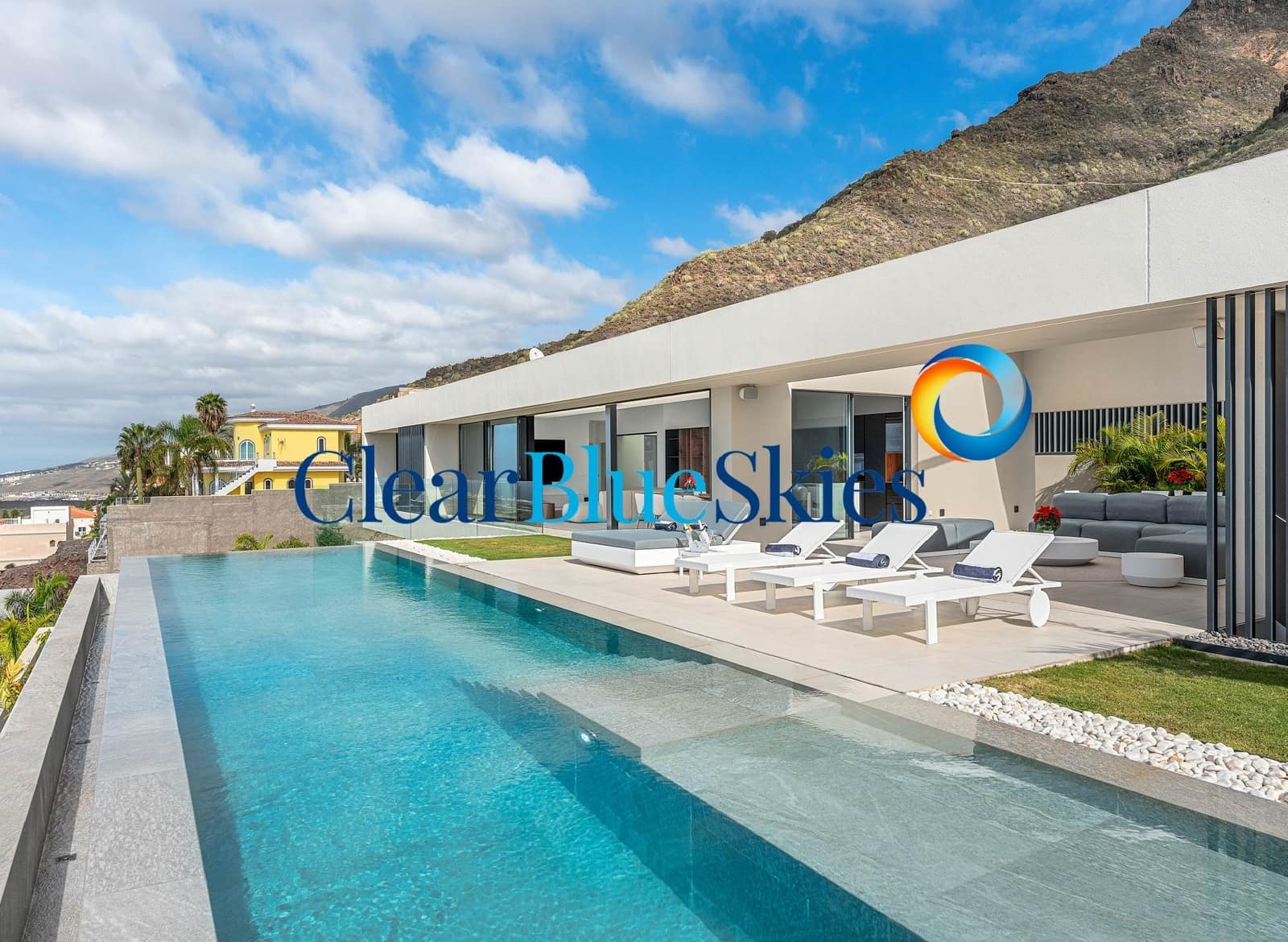 4 sypialnia Willa na sprzedaż w Torviscas z basenem garażem - 3 390 000 € (Ref: 9610691)