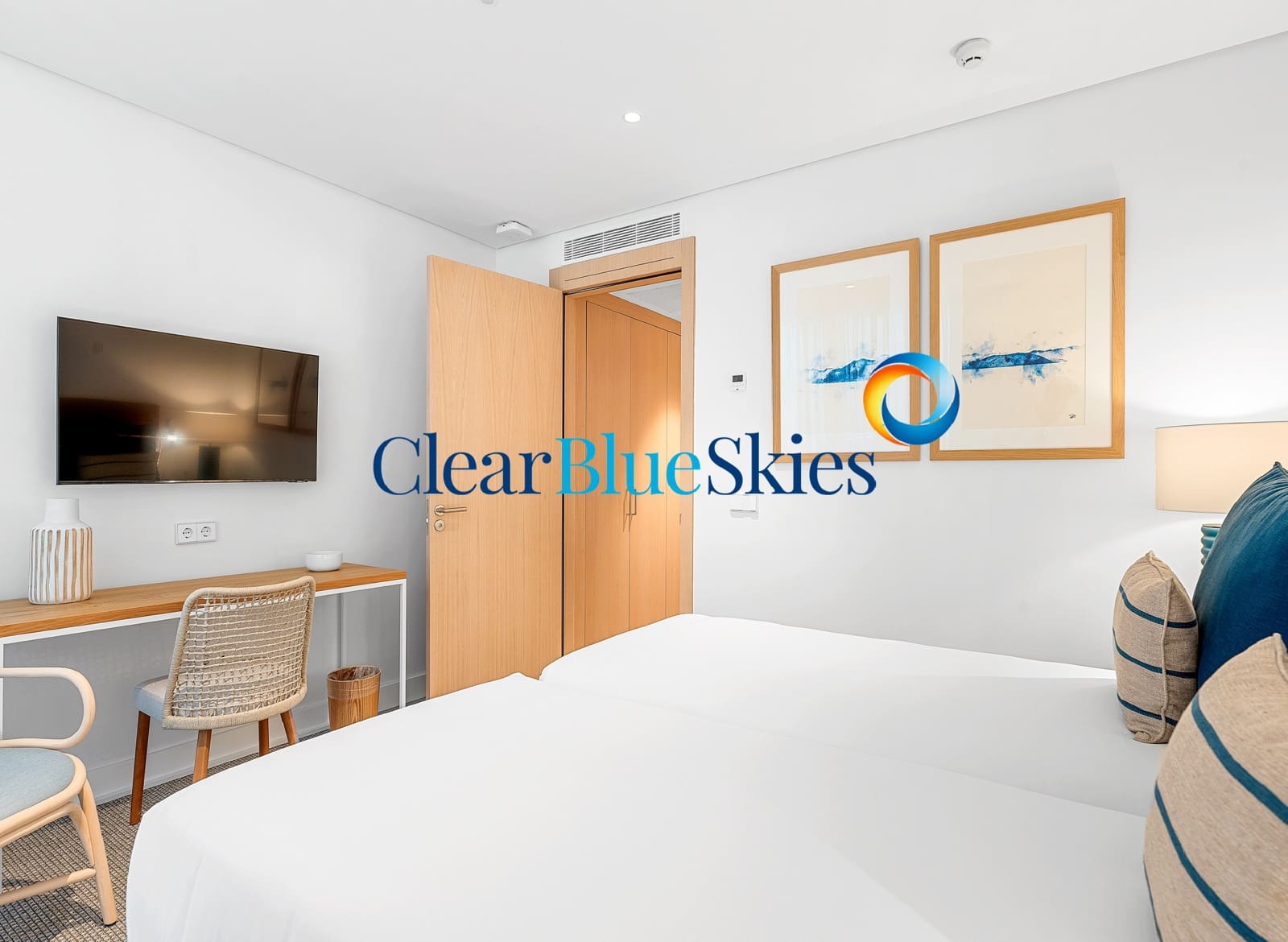 Apartamento de 2 habitaciones en Guía de Isora en venta con piscina garaje - 945.000 € (Ref: 9614308)