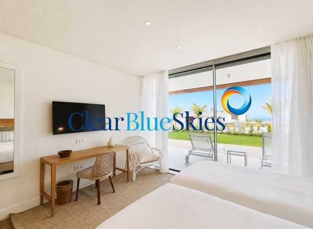 2 sypialnia Apartament na sprzedaż w Piedra Hincada, Guía de Isora z basenem garażem - 780 000 € (Ref: 9614308)