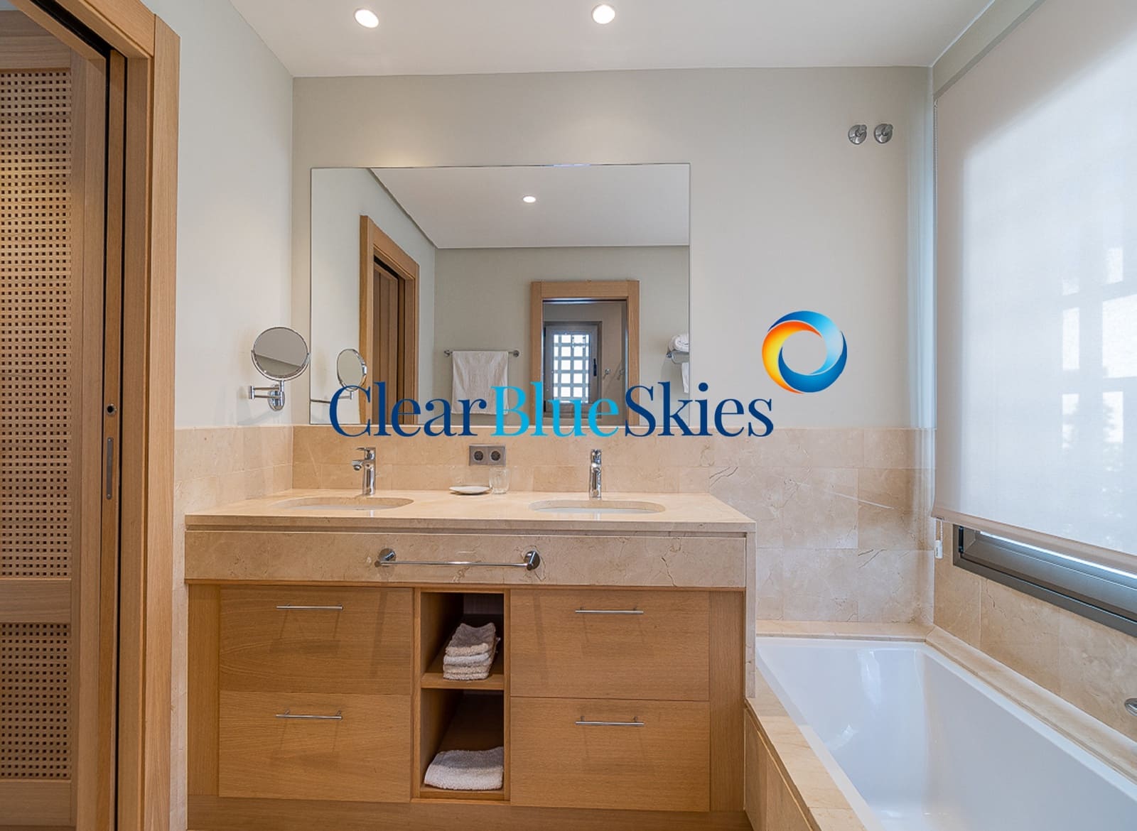 2 bedroom Apartment for sale in Playa San Juan with garage - € 849,000 (Ref: 9618790)