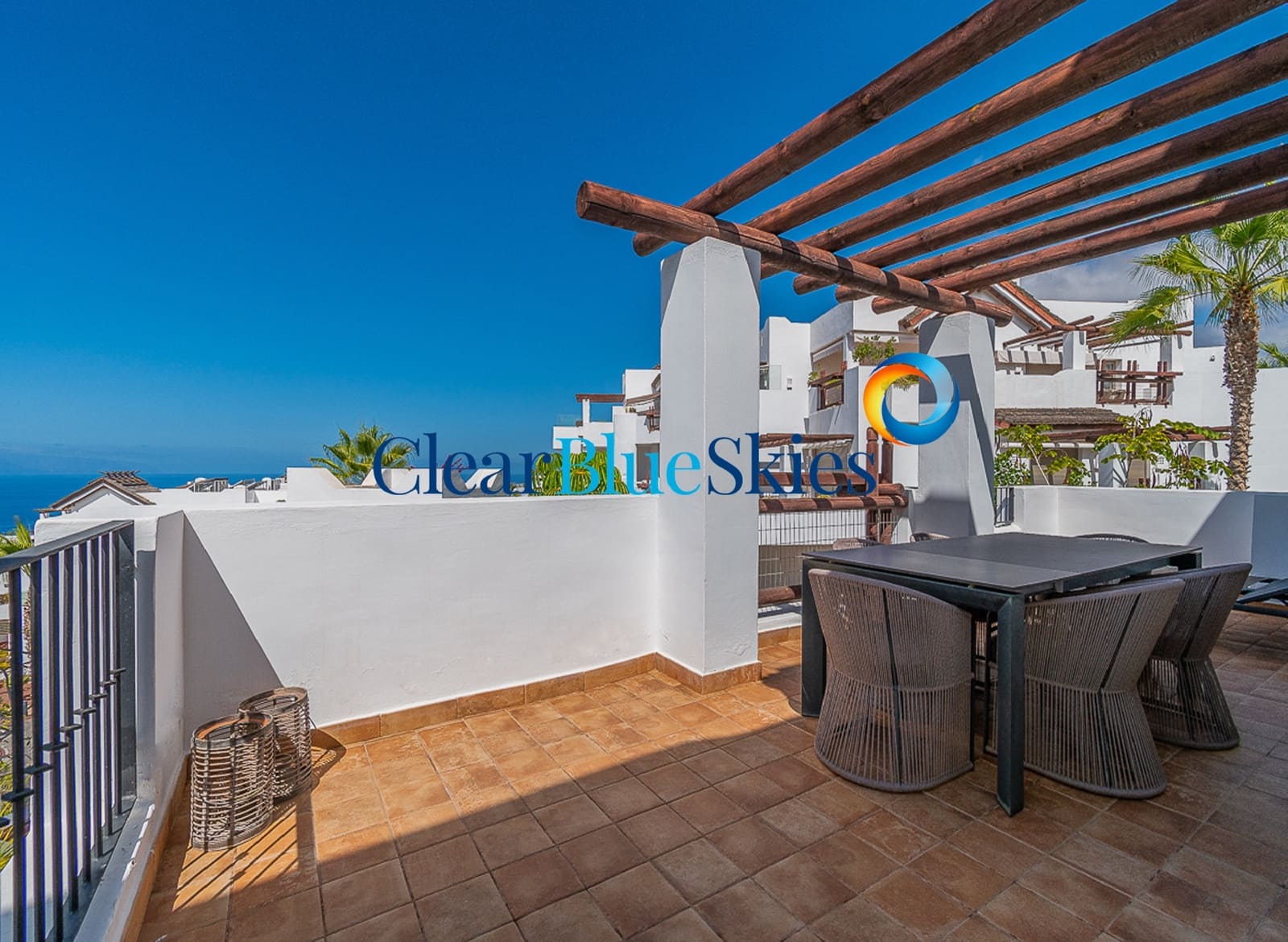 2 bedroom Apartment for sale in Playa San Juan with garage - € 849,000 (Ref: 9618790)