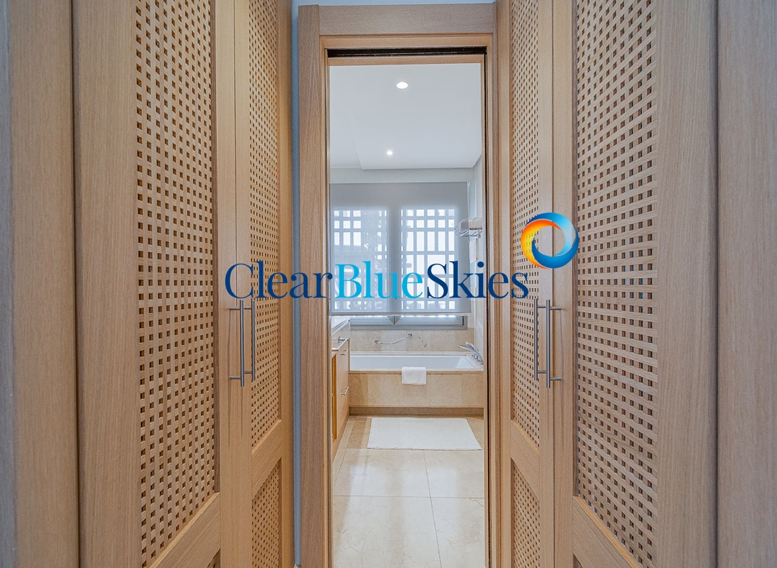 2 bedroom Apartment for sale in Playa San Juan with garage - € 849,000 (Ref: 9618790)