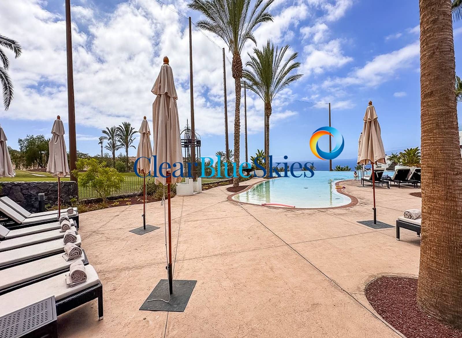 2 bedroom Apartment for sale in Playa San Juan with garage - € 849,000 (Ref: 9618790)