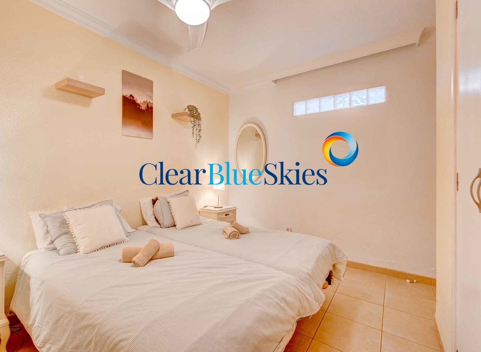 3 makuuhuone Huoneisto myytävänä paikassa Costa Adeje mukana uima-altaan 
autotalli - 399 950 € (Ref: 9624212)