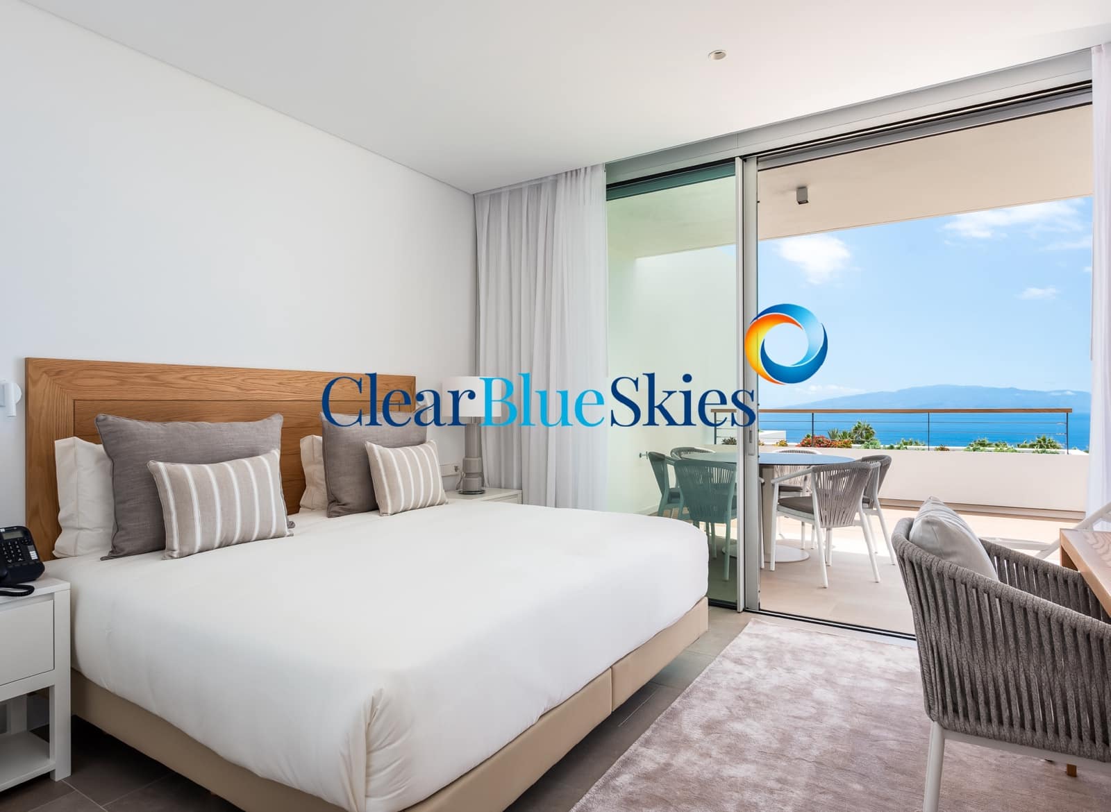 2 bedroom Apartment for sale in Guia de Isora with pool garage - € 1,045,000 (Ref: 9665481)