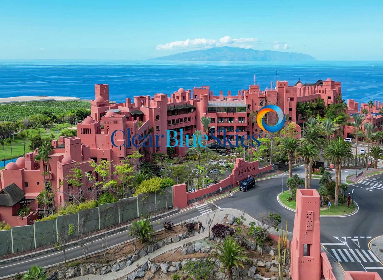 2 bedroom Apartment for sale in Guia de Isora with pool garage - € 1,045,000 (Ref: 9665481)