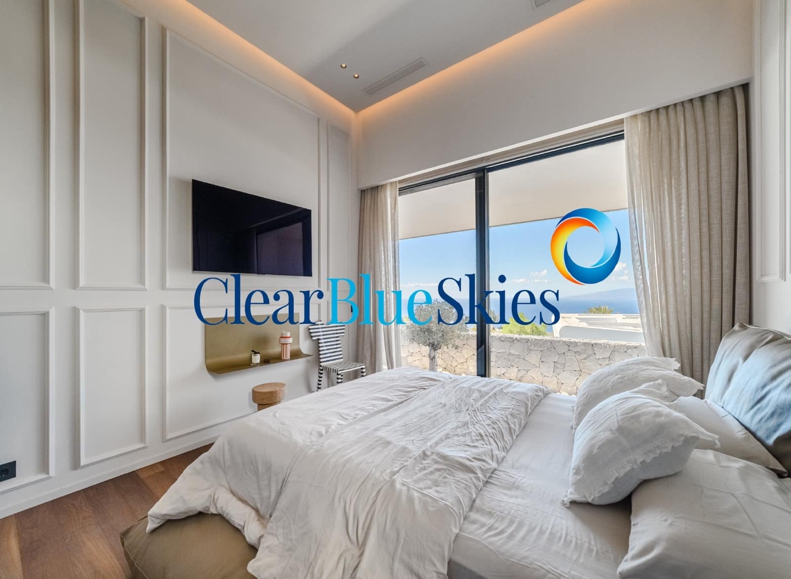 6 bedroom Villa for sale in Playa San Juan with pool garage - € 8,500,000 (Ref: 9671201)