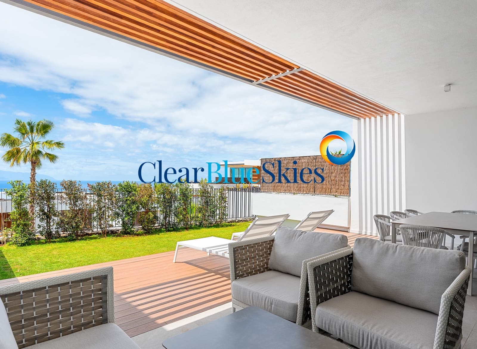 3 chambre Appartement à vendre à Playa San Juan avec piscine garage - 1 630 000 € (Ref: 9672250)