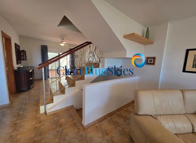 4 quarto Casa em Banda para venda em Piedra Hincada, Guía de Isora com garagem - 360 000 € (Ref: 9679267)