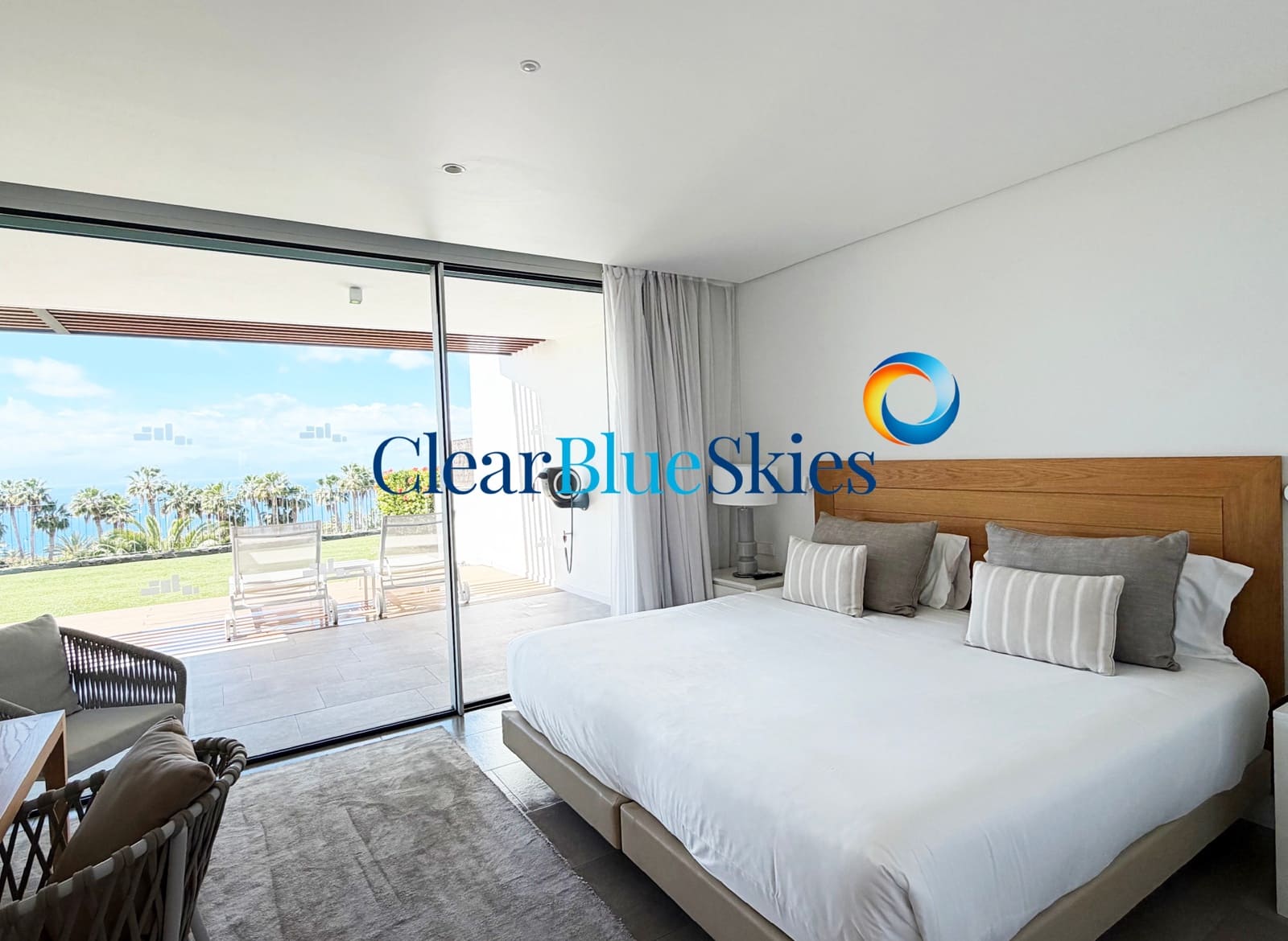 2 bedroom Apartment for sale in Playa San Juan with garage - € 980,000 (Ref: 9699674)