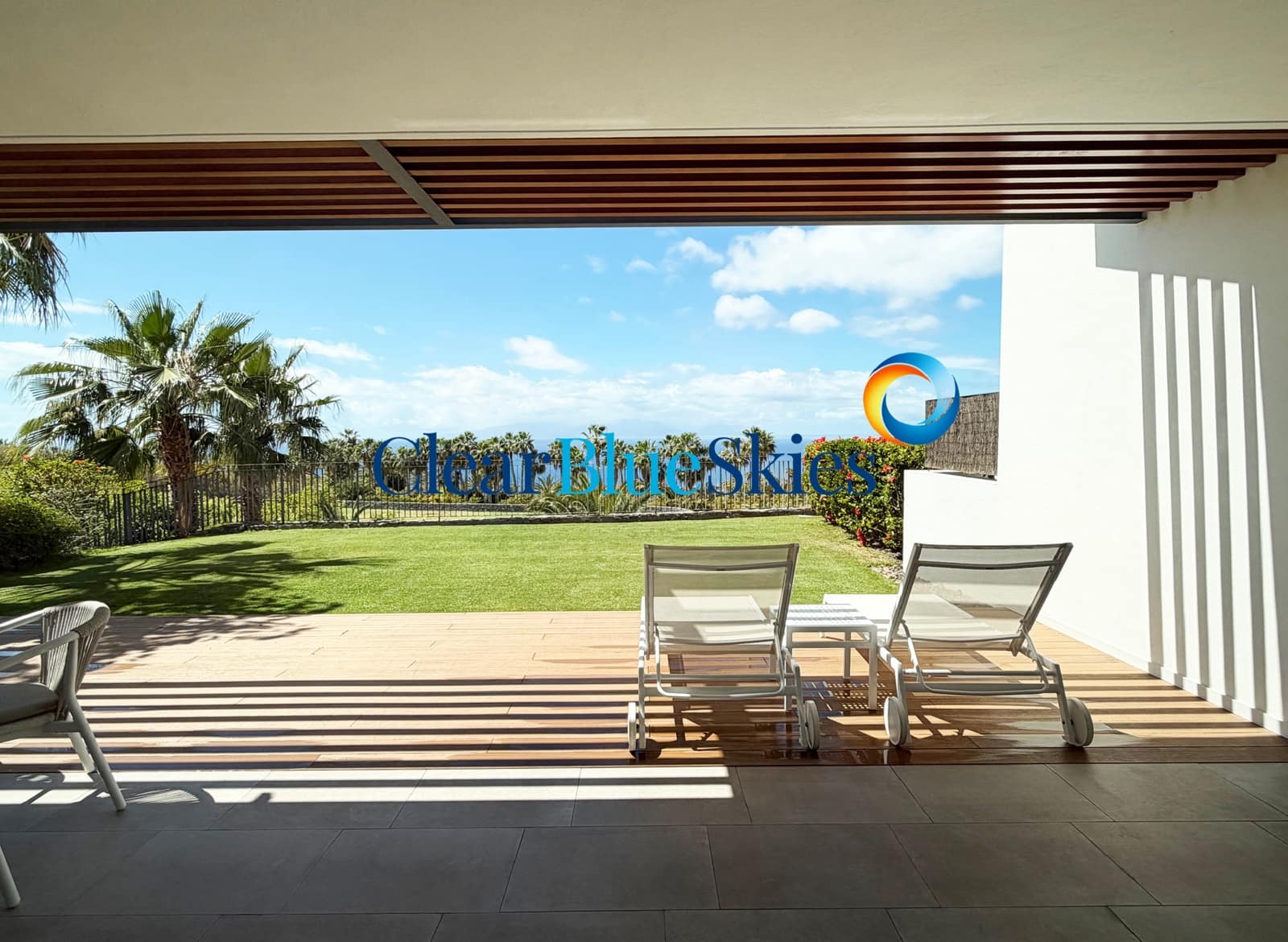 2 bedroom Apartment for sale in Playa San Juan with garage - € 980,000 (Ref: 9699674)