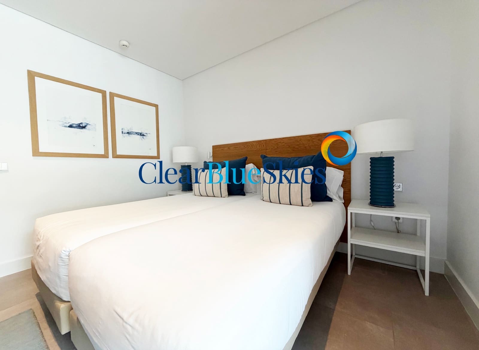 2 bedroom Apartment for sale in Playa San Juan with garage - € 980,000 (Ref: 9699674)