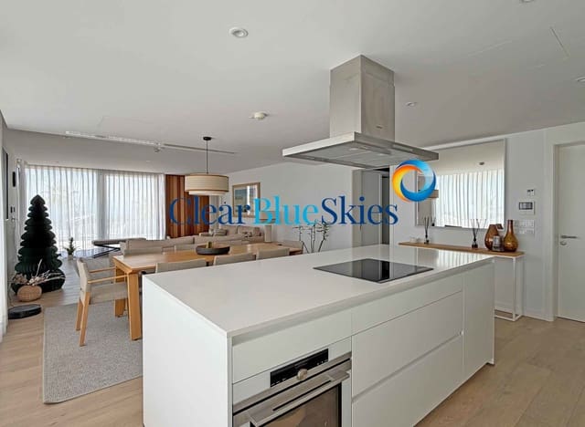 3 slaapkamer Villa te koop in Guía de Isora met zwembad garage - € 1.850.000 (Ref: 9699936)