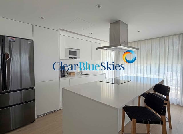 3 slaapkamer Villa te koop in Guía de Isora met zwembad garage - € 1.850.000 (Ref: 9699936)