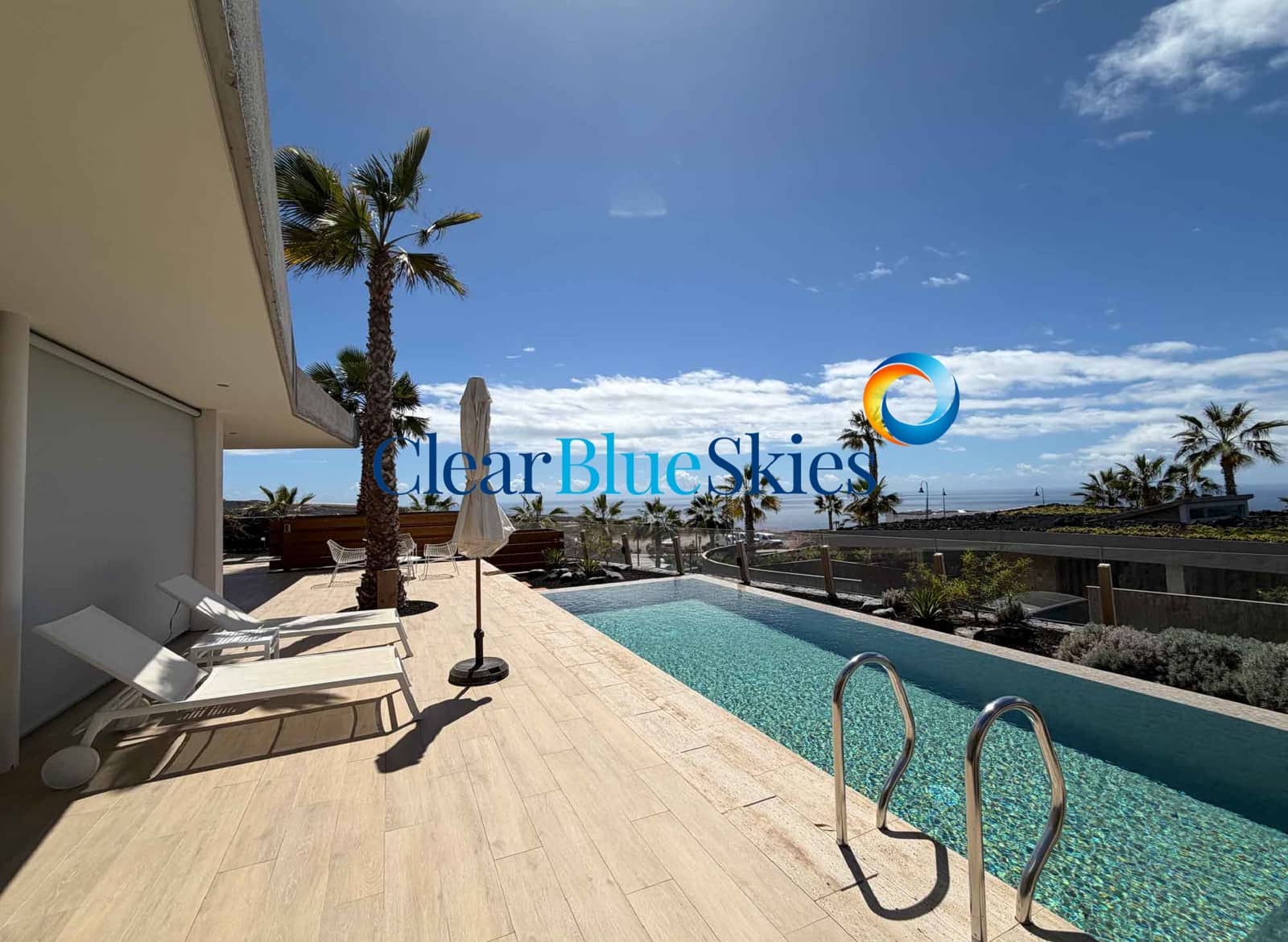 3 bedroom Villa for sale in Guia de Isora with pool garage - € 1,970,000 (Ref: 9699936)