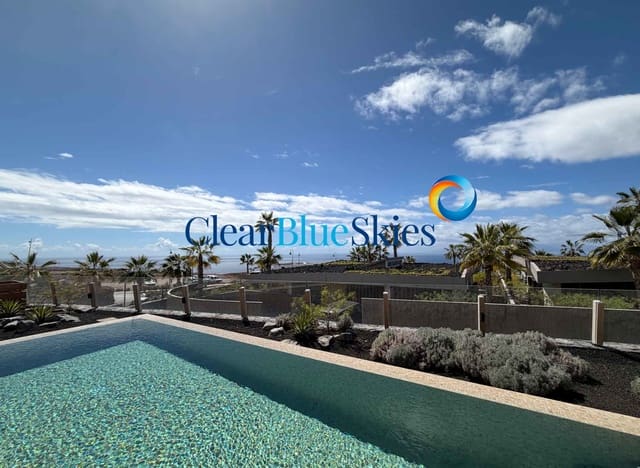 3 slaapkamer Villa te koop in Guía de Isora met zwembad garage - € 1.850.000 (Ref: 9699936)