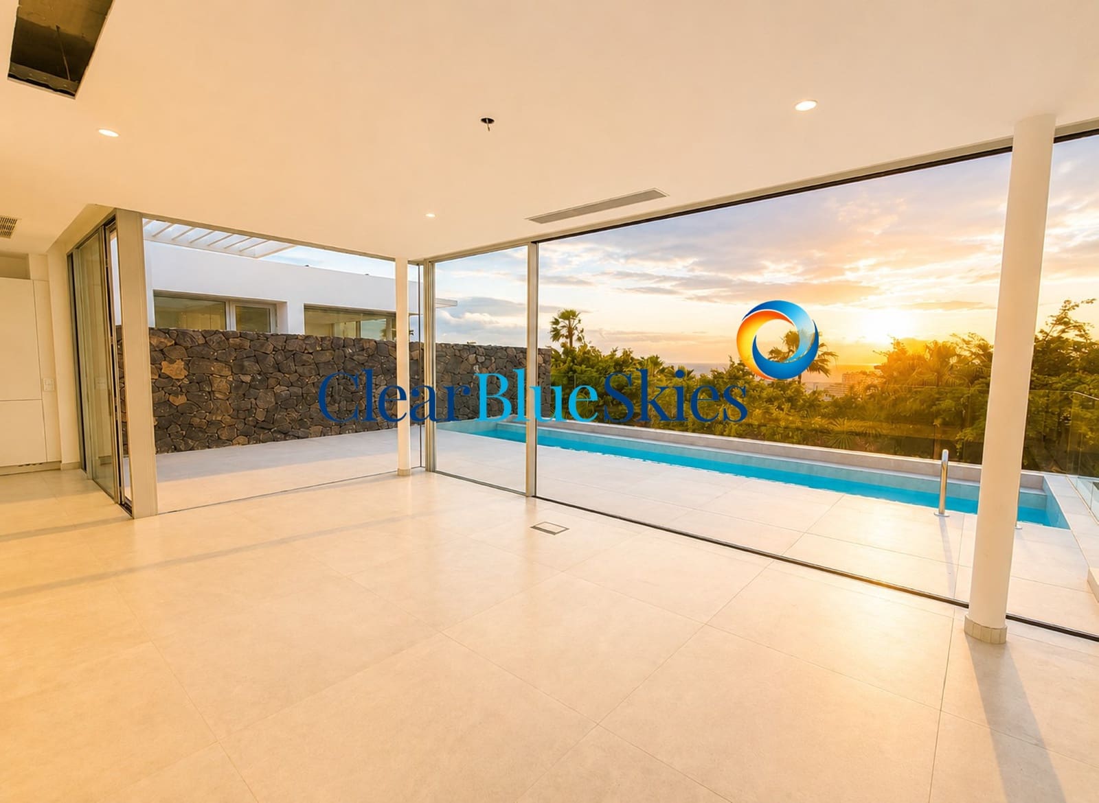 4 soverom Villa til salgs i Costa Adeje med svømmebasseng garasje - € 1 980 000 (Ref: 9699937)
