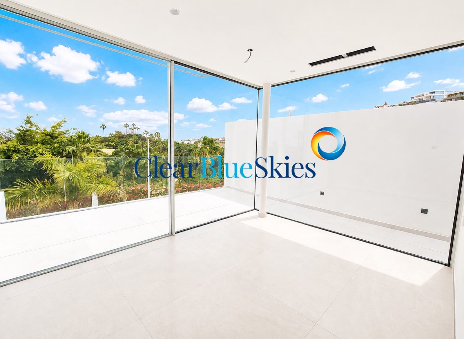 4 soverom Villa til salgs i Costa Adeje med svømmebasseng garasje - € 1 980 000 (Ref: 9699937)
