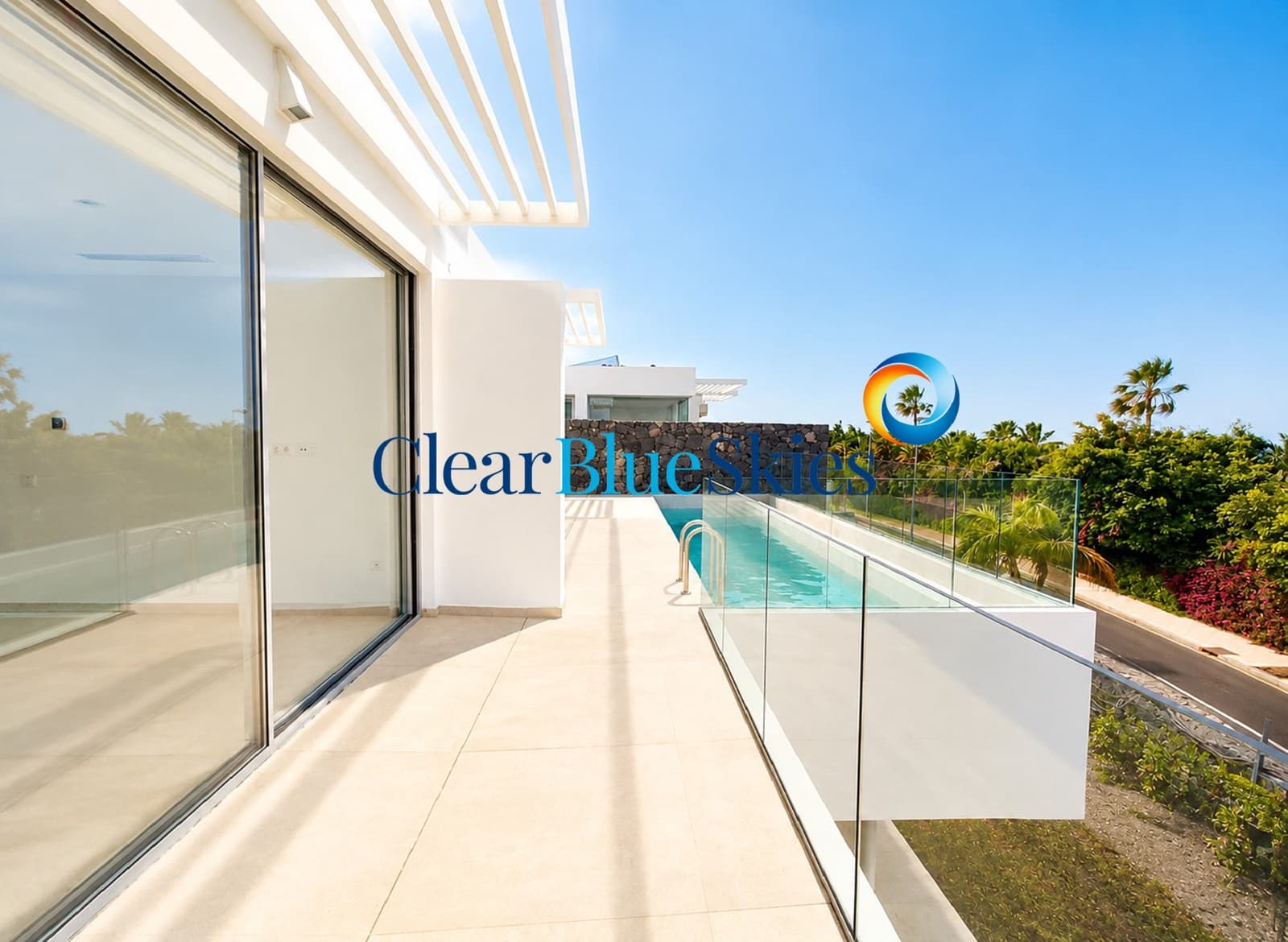 4 soverom Villa til salgs i Costa Adeje med svømmebasseng garasje - € 1 980 000 (Ref: 9699937)