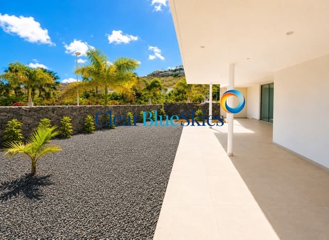 4 sypialnia Willa na sprzedaż w Costa Adeje, Adeje z basenem garażem - 1 980 000 € (Ref: 9699937)