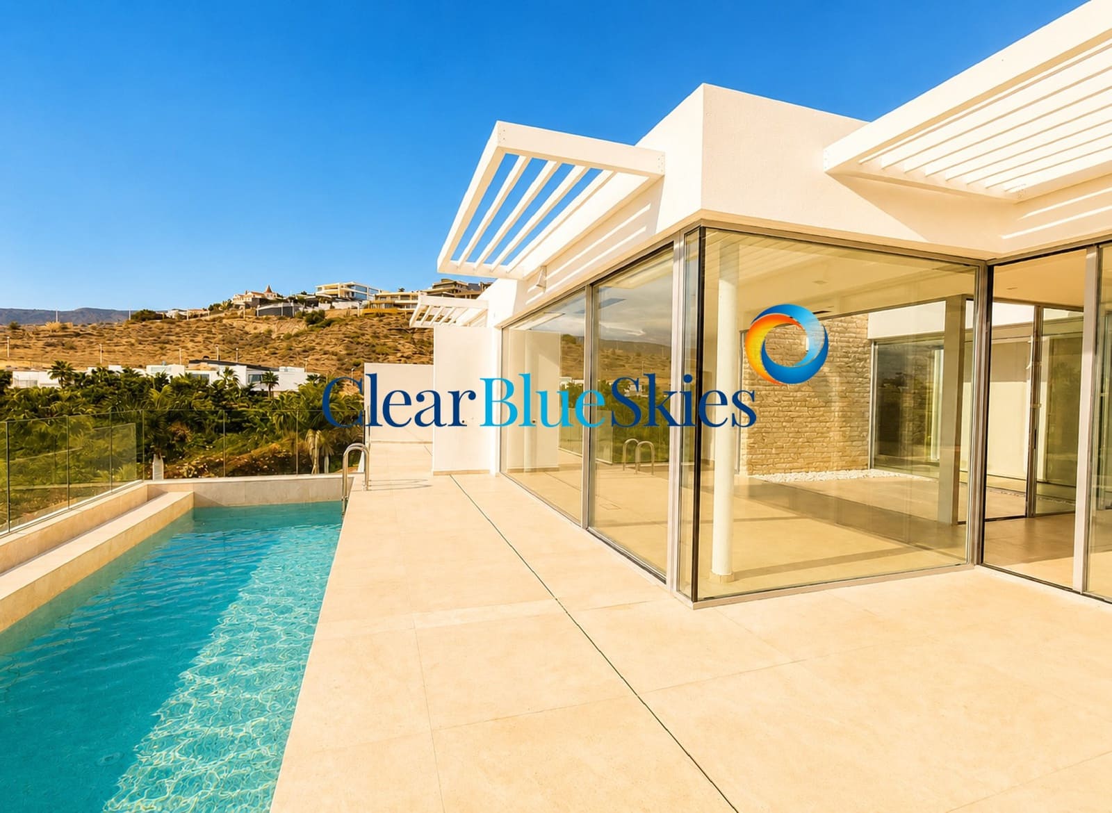 4 soverom Villa til salgs i Costa Adeje med svømmebasseng garasje - € 1 980 000 (Ref: 9699937)