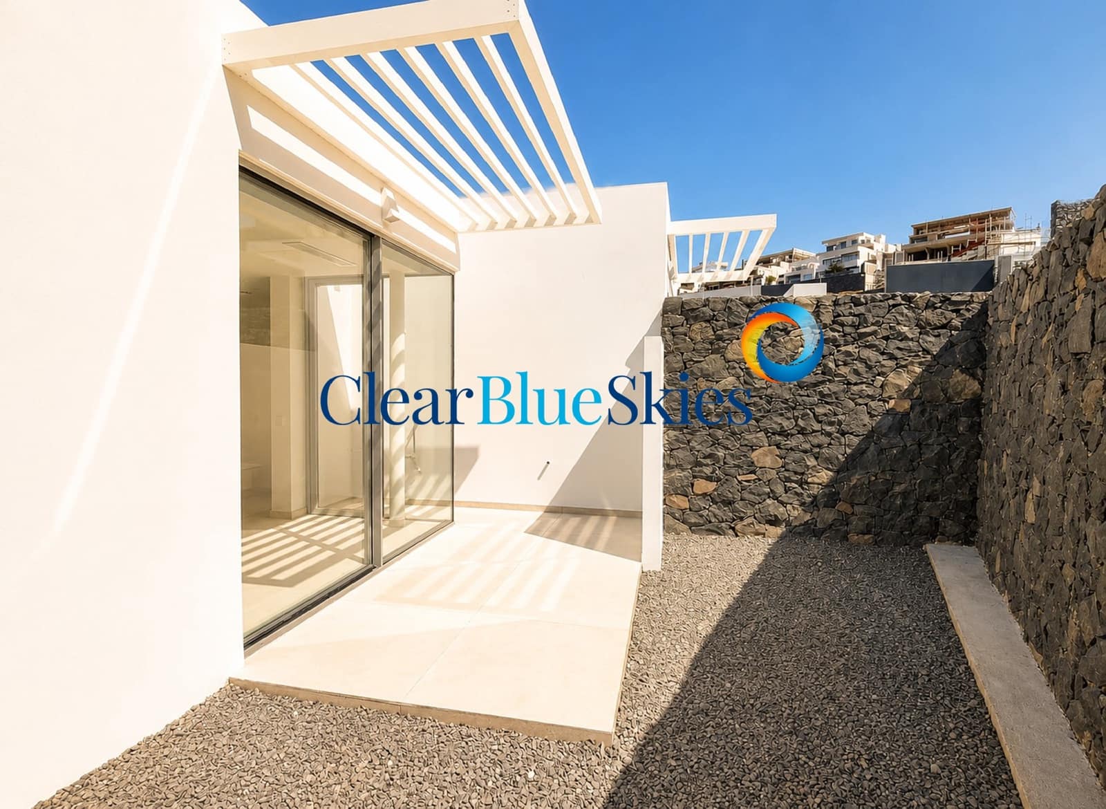 4 soverom Villa til salgs i Costa Adeje med svømmebasseng garasje - € 1 980 000 (Ref: 9699937)