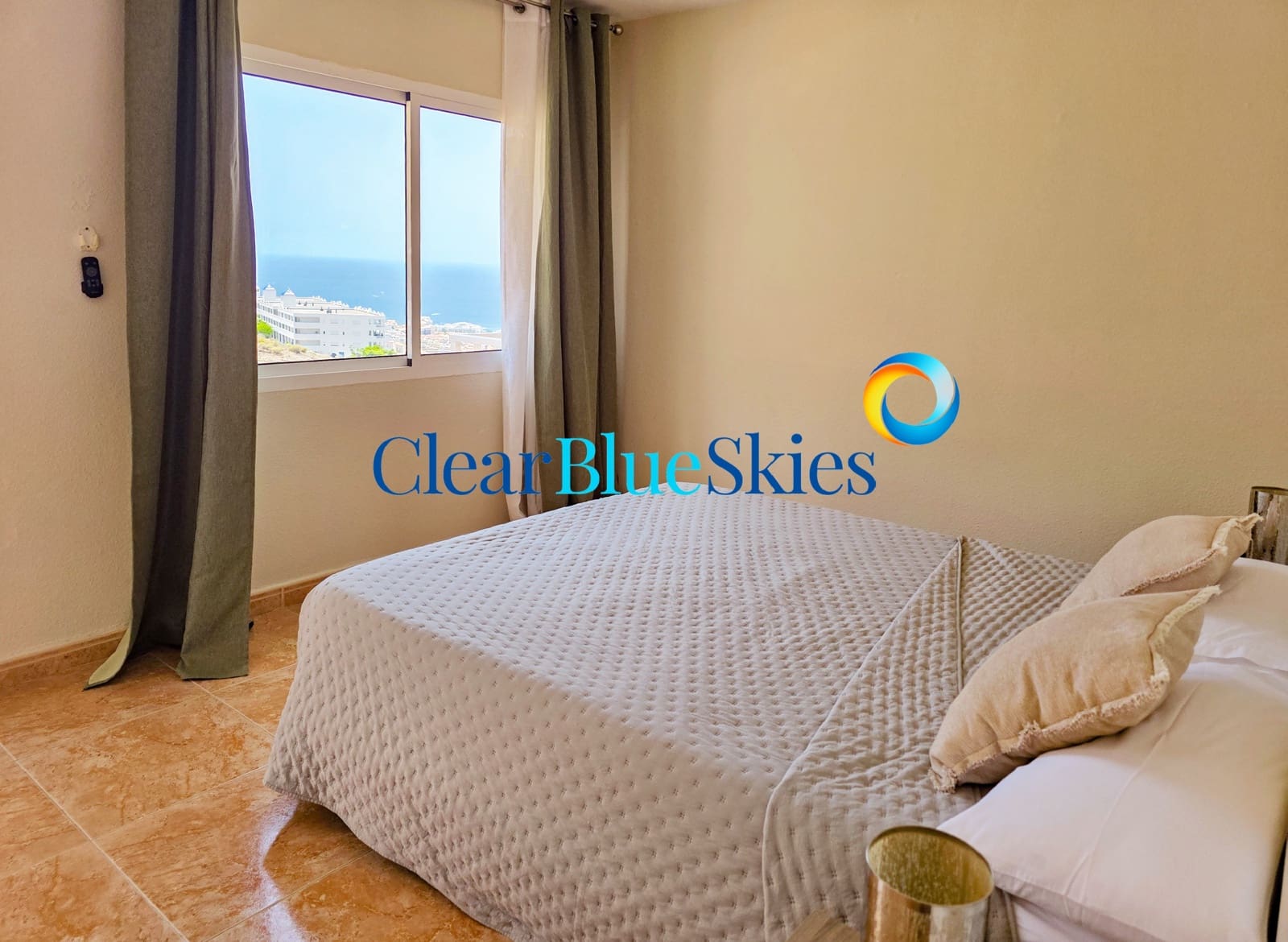 3 bedroom Villa for sale in Torviscas with pool garage - € 850,000 (Ref: 9703245)