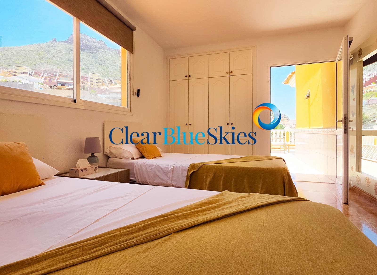 3 bedroom Villa for sale in Torviscas with pool garage - € 850,000 (Ref: 9703245)