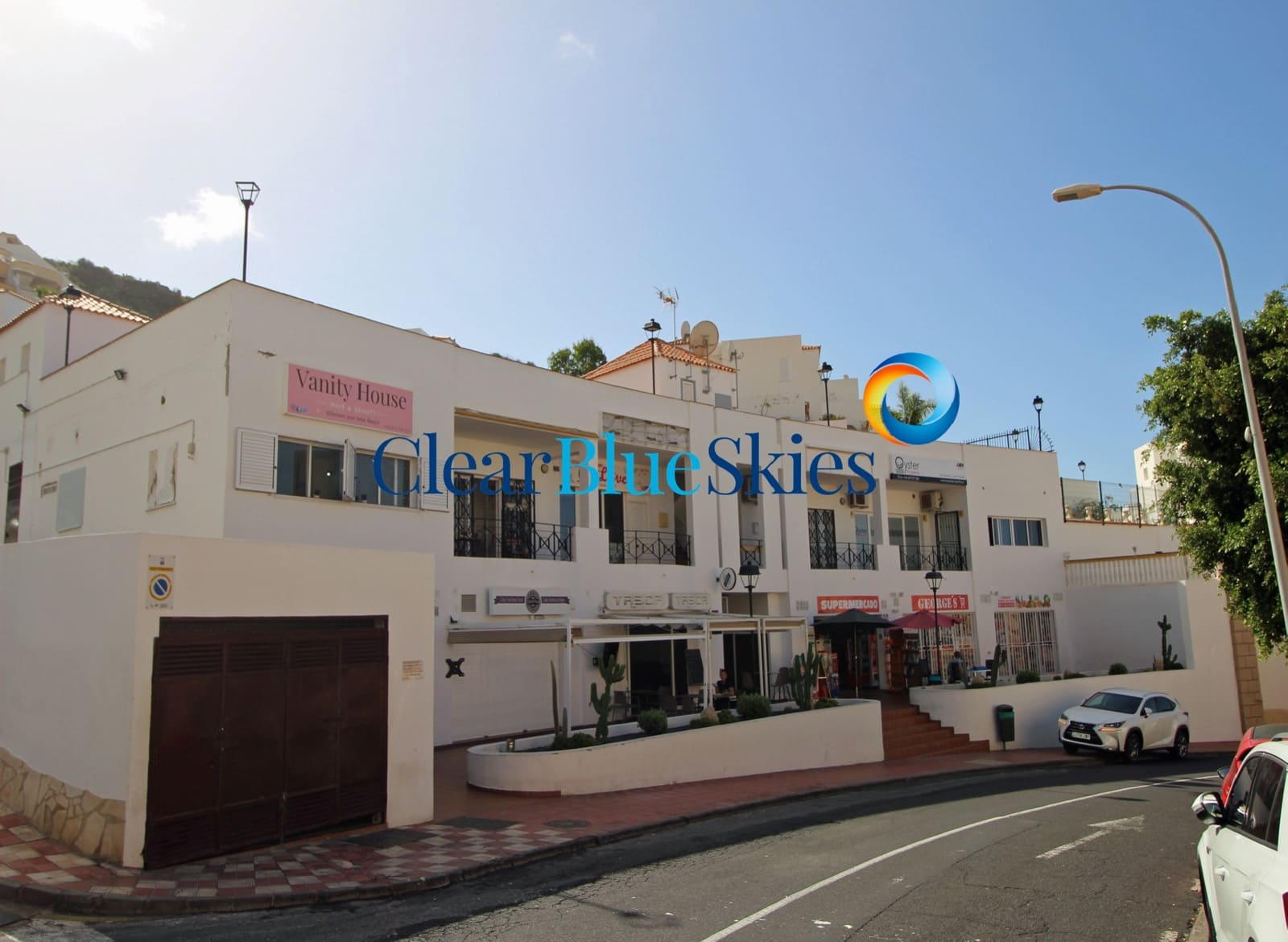 3 bedroom Villa for sale in Torviscas with pool garage - € 850,000 (Ref: 9703245)