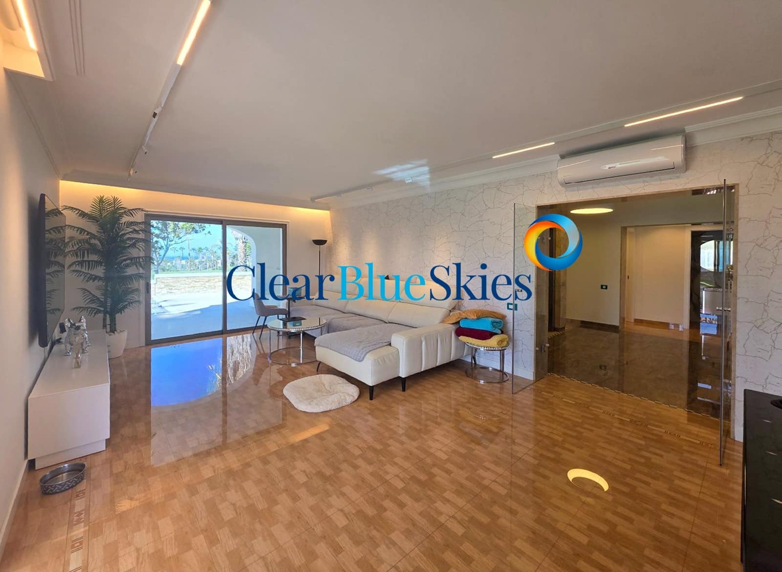 4 bedroom Villa for sale in Adeje with pool garage - € 3,500,000 (Ref: 9713398)