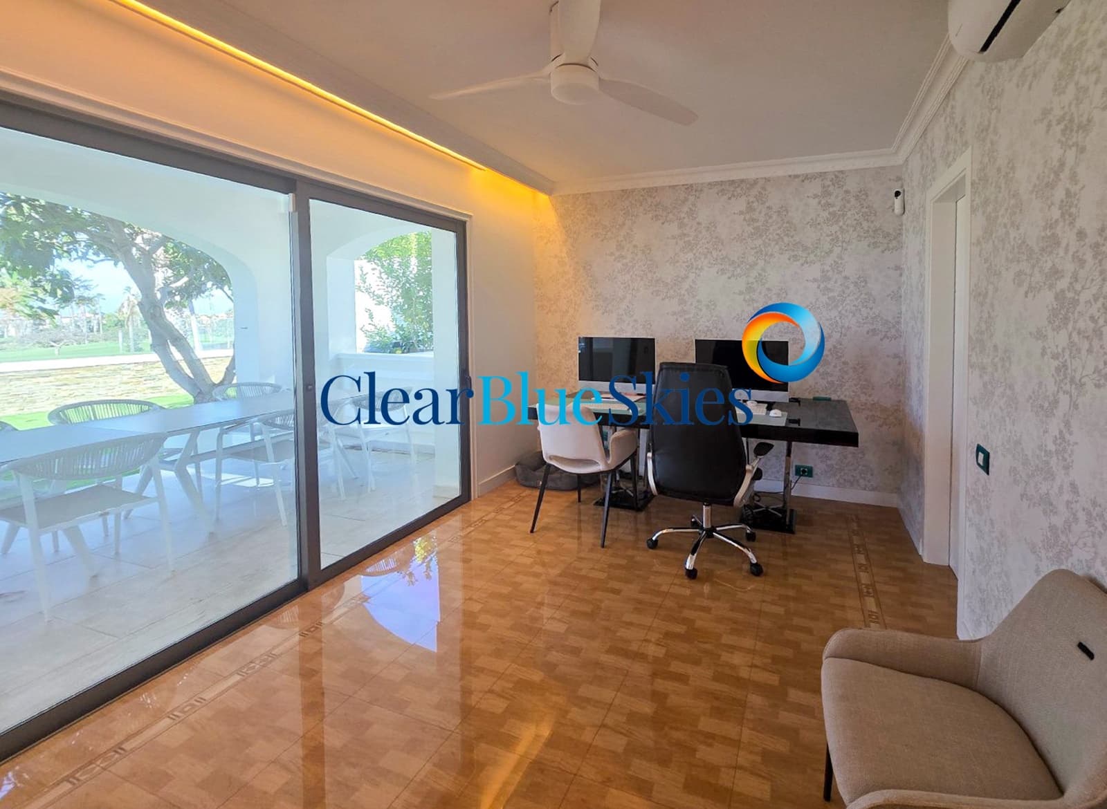 4 bedroom Villa for sale in Adeje with pool garage - € 3,500,000 (Ref: 9713398)