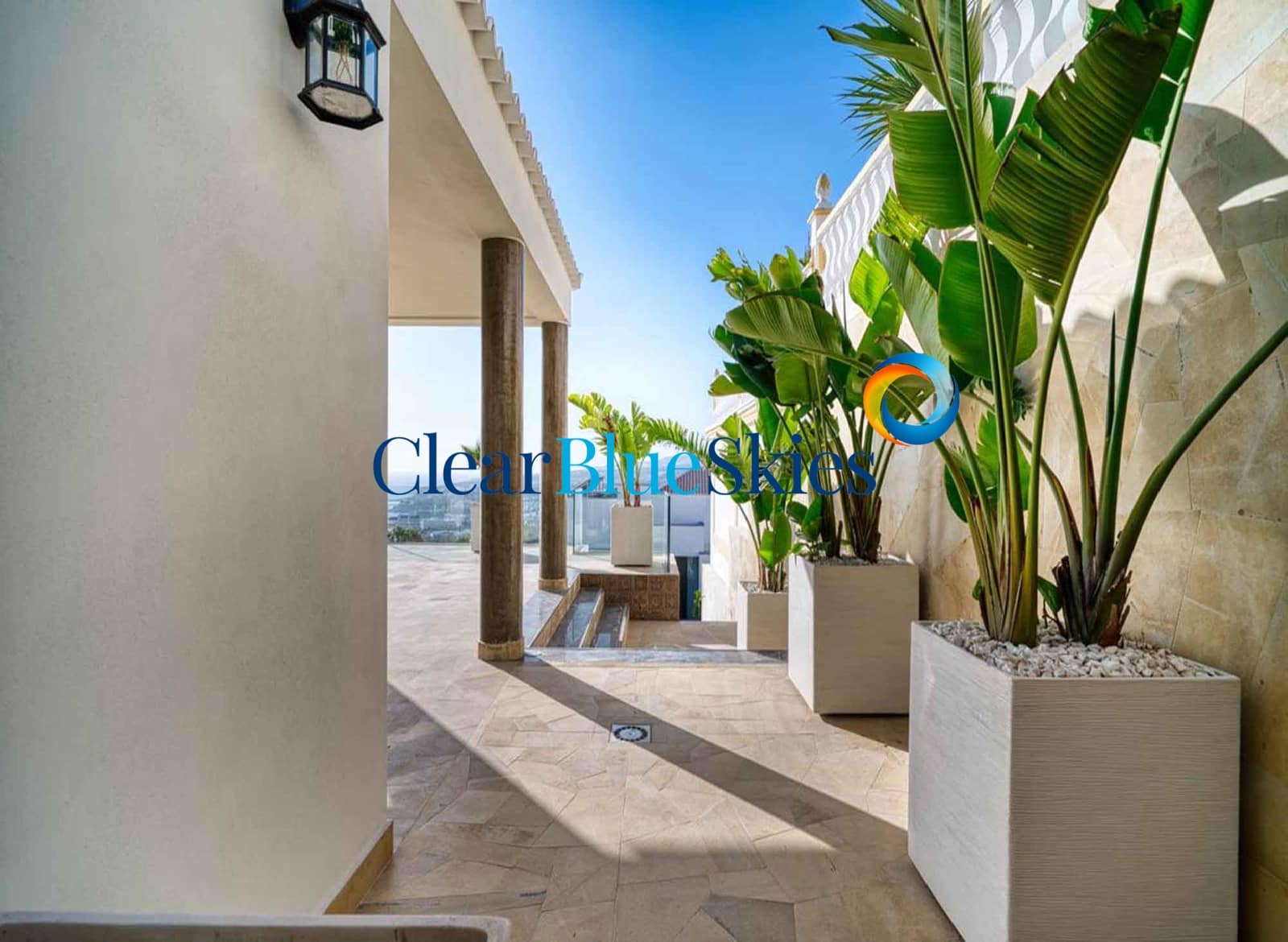 4 bedroom Villa for sale in Costa Adeje with pool garage - € 5,500,000 (Ref: 9714165)