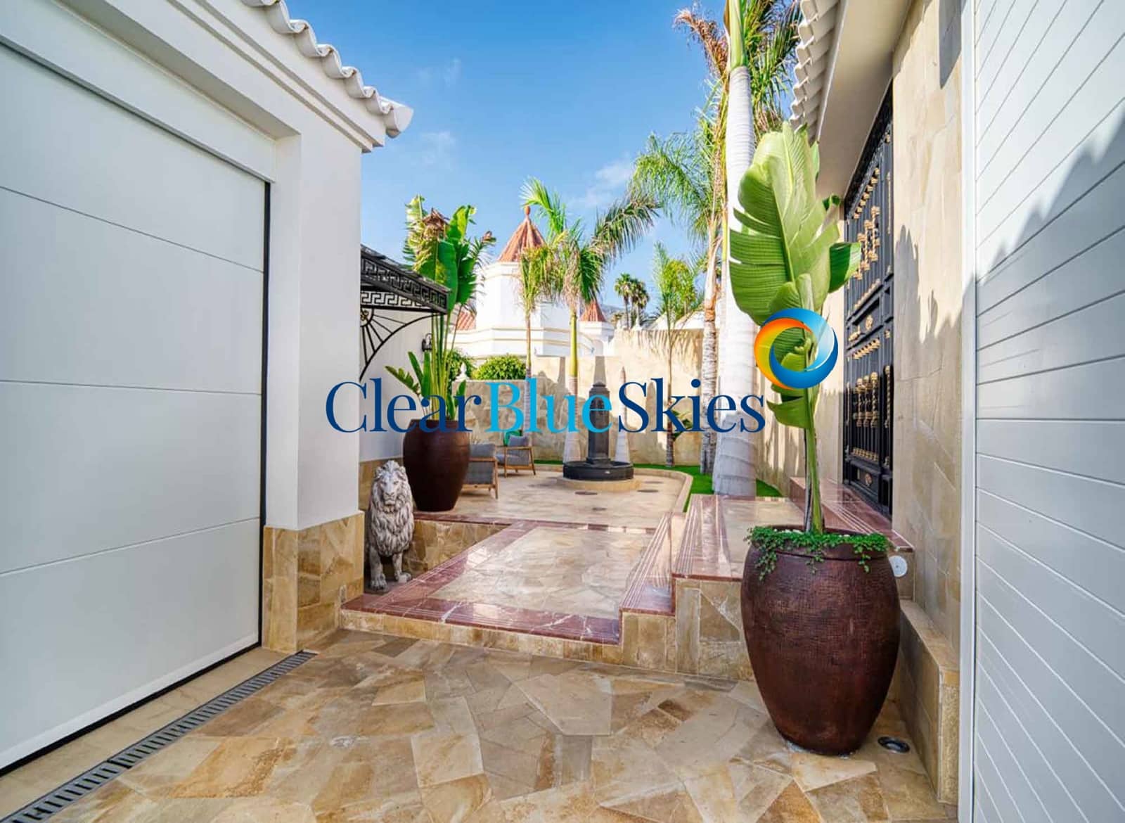 4 bedroom Villa for sale in Costa Adeje with pool garage - € 5,500,000 (Ref: 9714165)