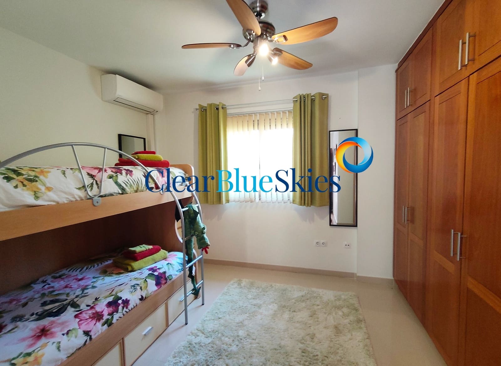 3 bedroom Villa for sale in Torviscas with garage - € 1,299,000 (Ref: 9734151)