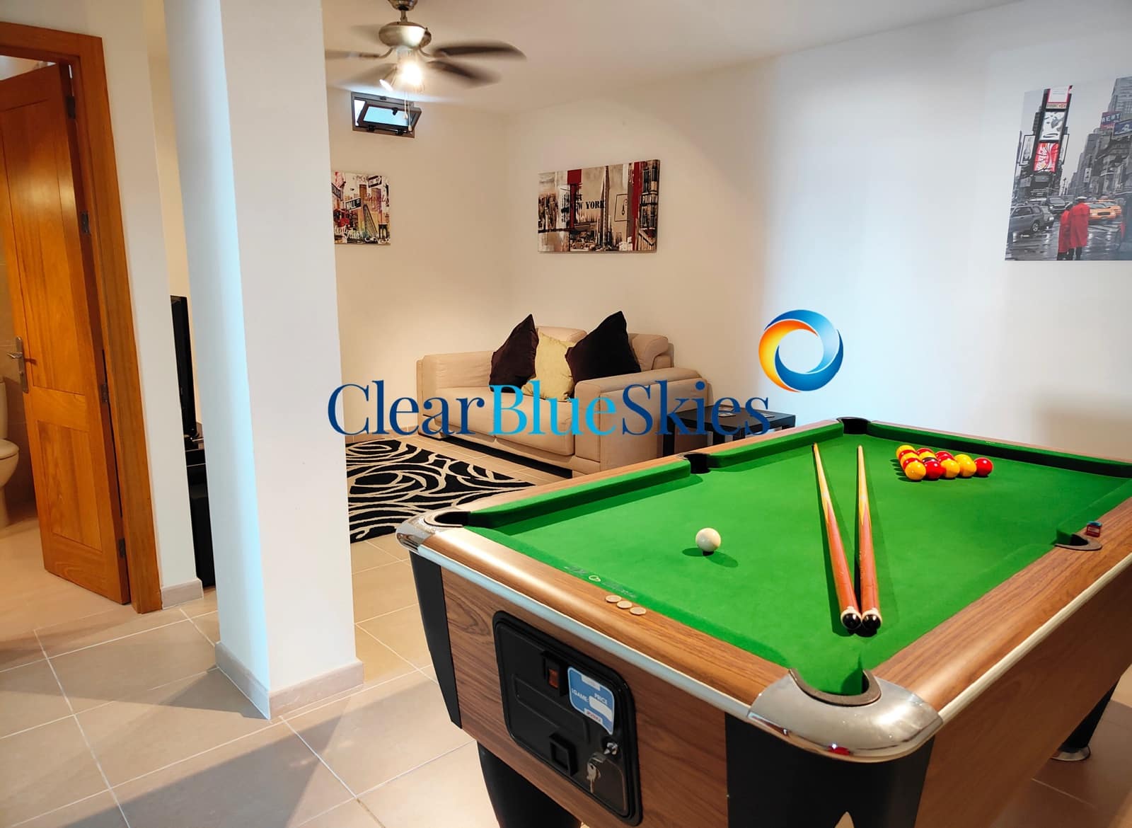 3 bedroom Villa for sale in Torviscas with garage - € 1,299,000 (Ref: 9734151)