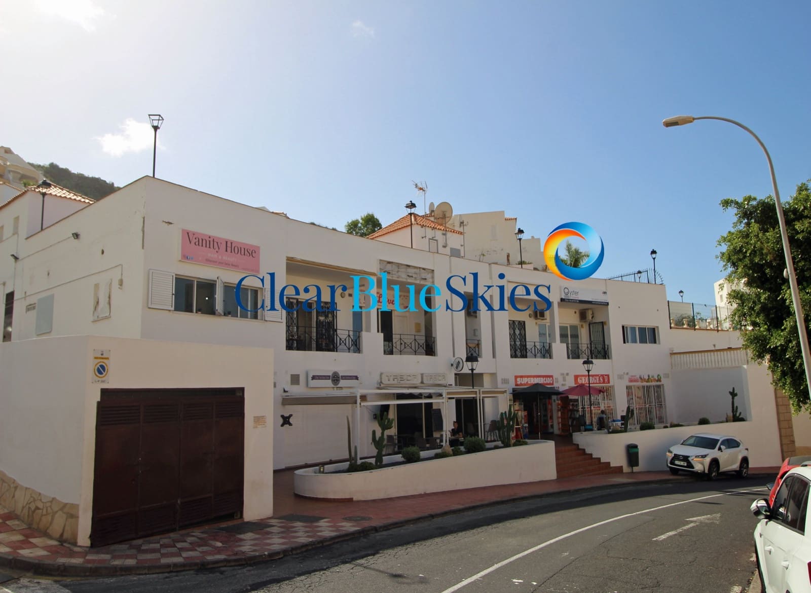 3 bedroom Villa for sale in Torviscas with garage - € 1,299,000 (Ref: 9734151)