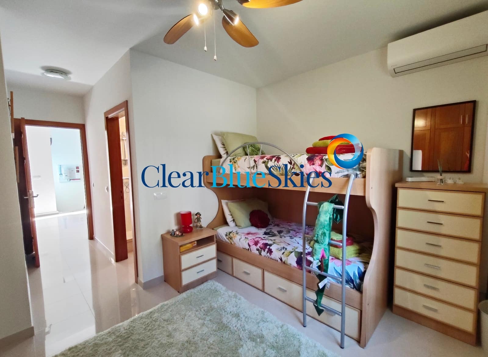 3 bedroom Villa for sale in Torviscas with garage - € 1,299,000 (Ref: 9734151)