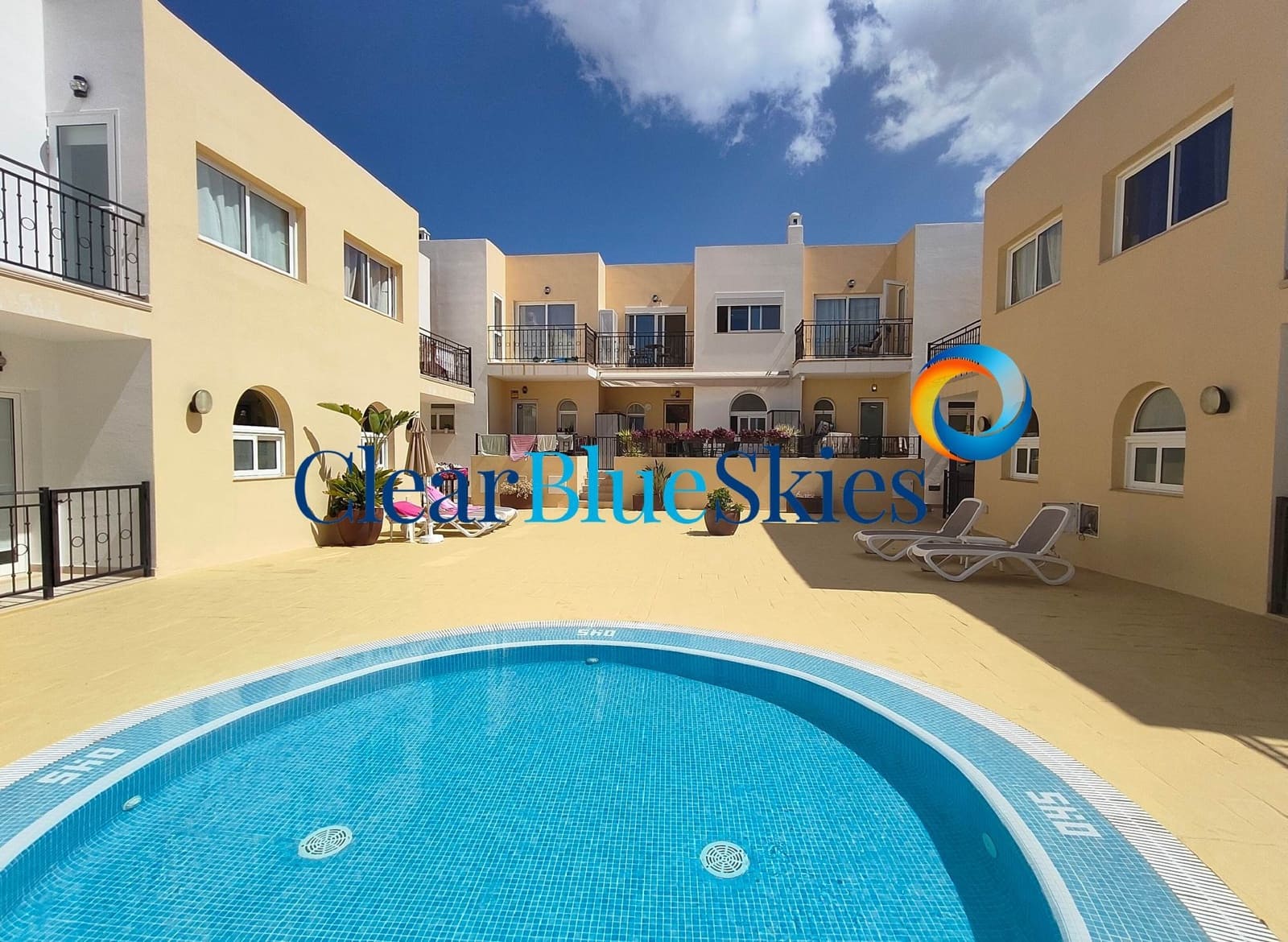 3 bedroom Townhouse for sale in Palm-Mar with pool garage - € 499,000 (Ref: 9739112)