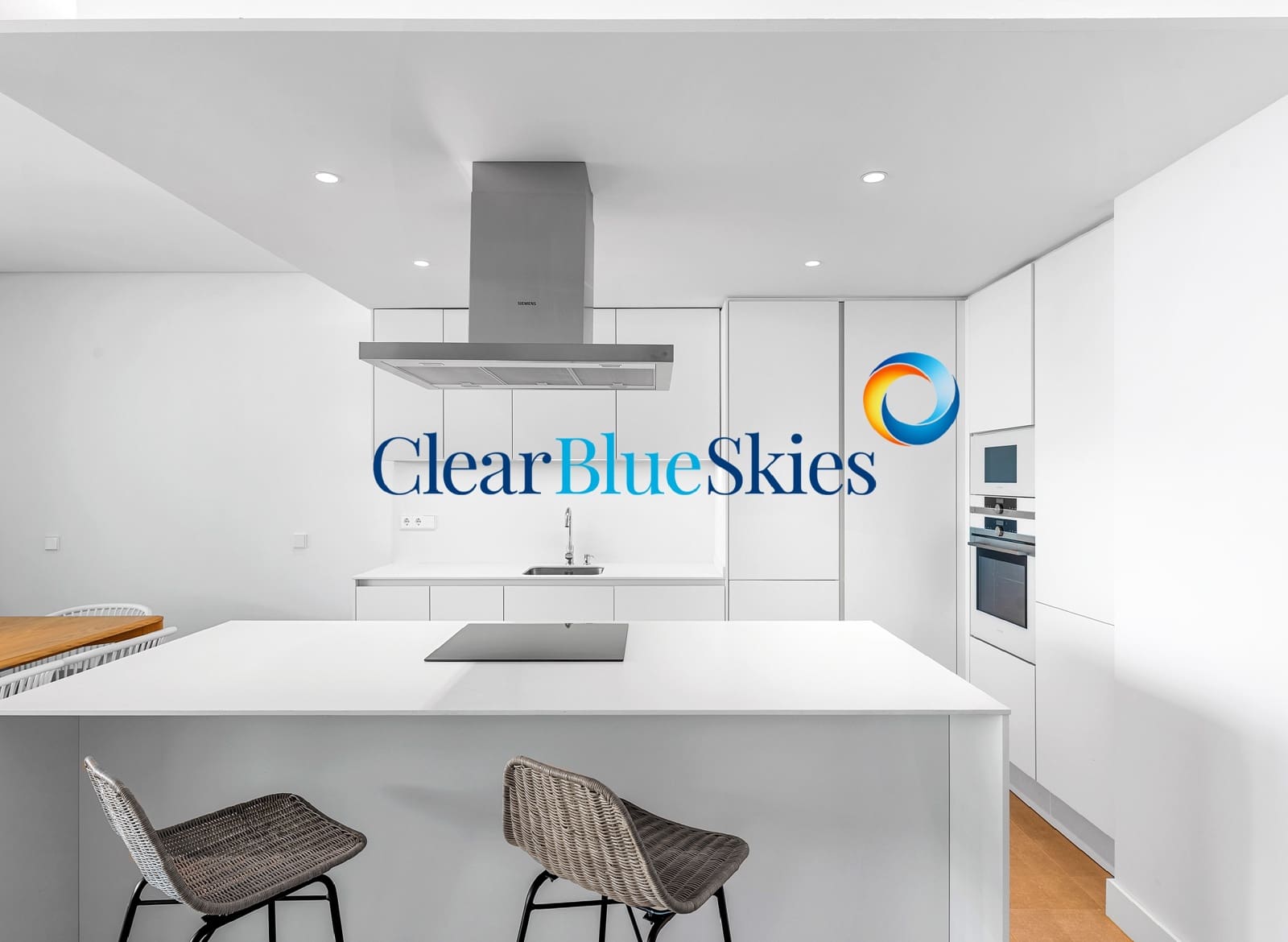 3 bedroom Apartment for sale in Playa San Juan with pool garage - € 1,717,000 (Ref: 9743027)