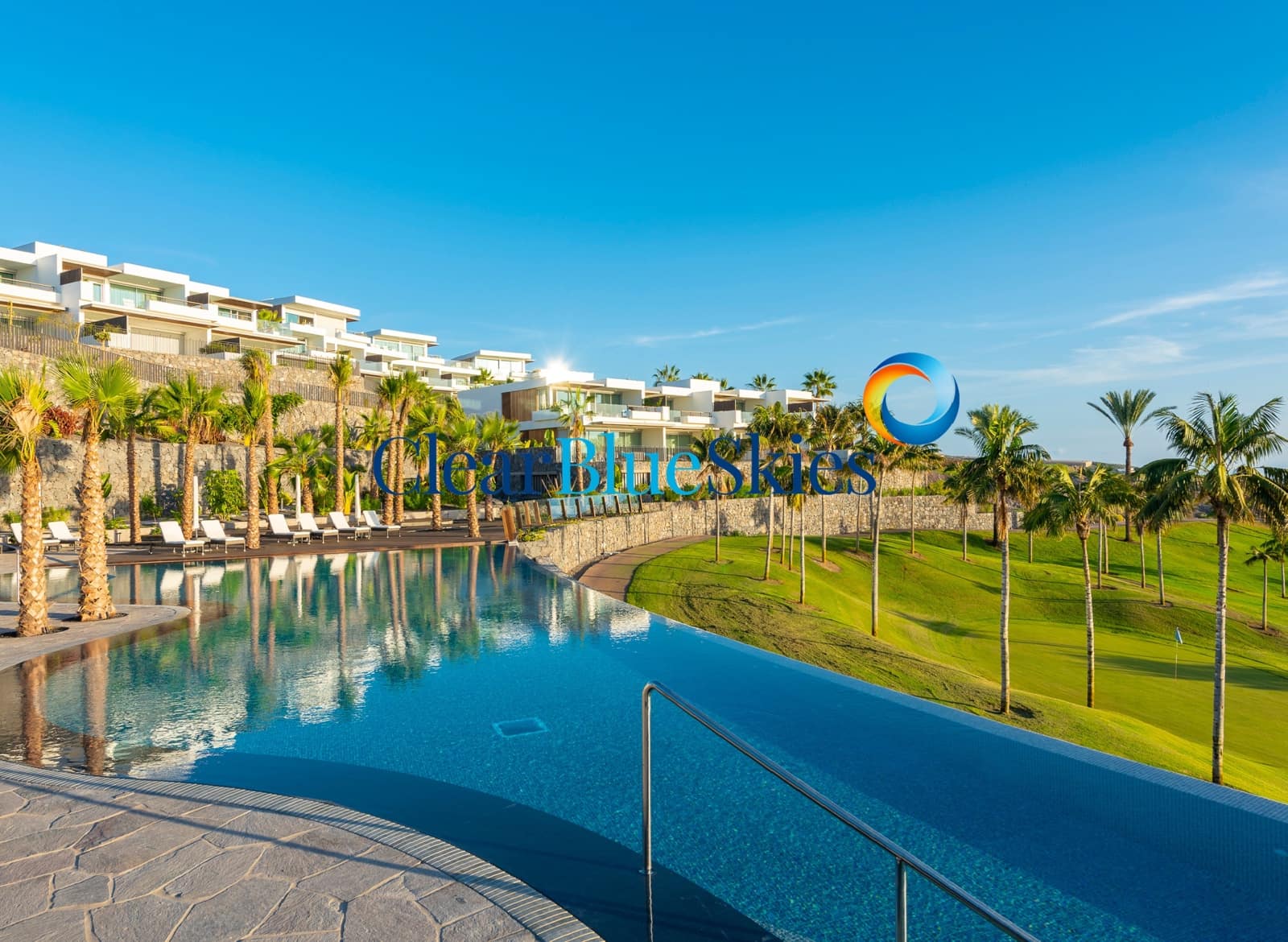 2 bedroom Apartment for sale in Playa San Juan with pool garage - € 1,015,000 (Ref: 9743089)