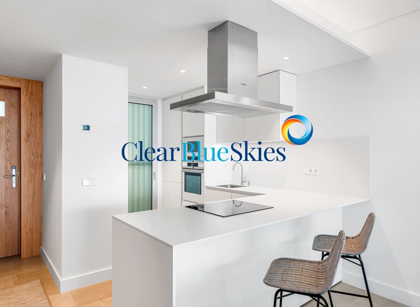 2 bedroom Apartment for sale in Playa San Juan with pool garage - € 1,015,000 (Ref: 9743089)